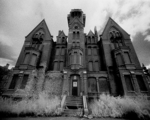  Danvers Lunatic Asylum 