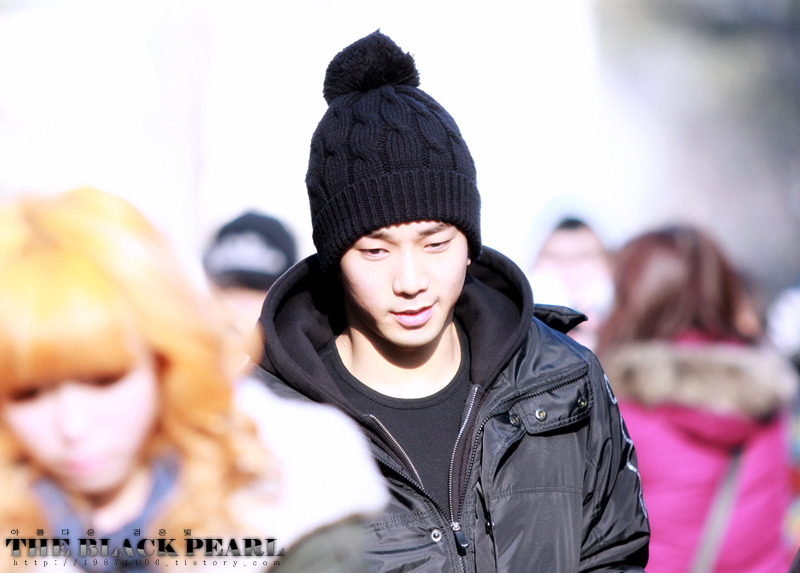 Yup yup! this is the one. :))) ilovegikwangjoonmir:  amira, that hat macam that time