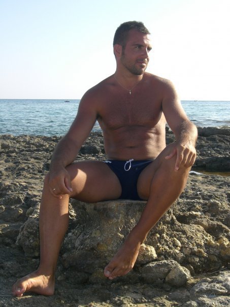 Footy Shorts & Sexy men