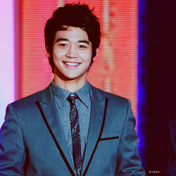 Thank You,Babe!! Love The Hairsyle.  Ilovegikwangjoonmir:  Amira!! Choi Minho For