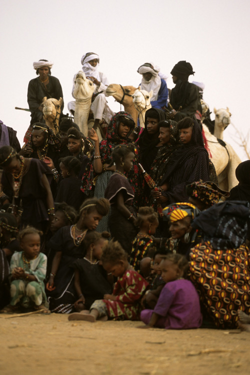 A group of Wodaabe women and girls at a Gerewol festival, celebrated around the world for its ancien