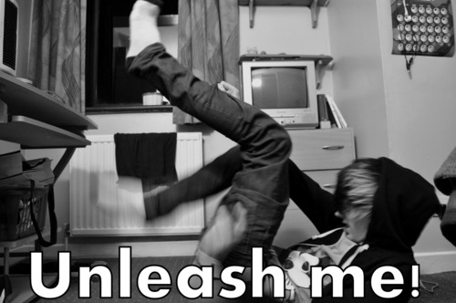 the awkward moment when your about to have sex but your wearing skinny jeans...