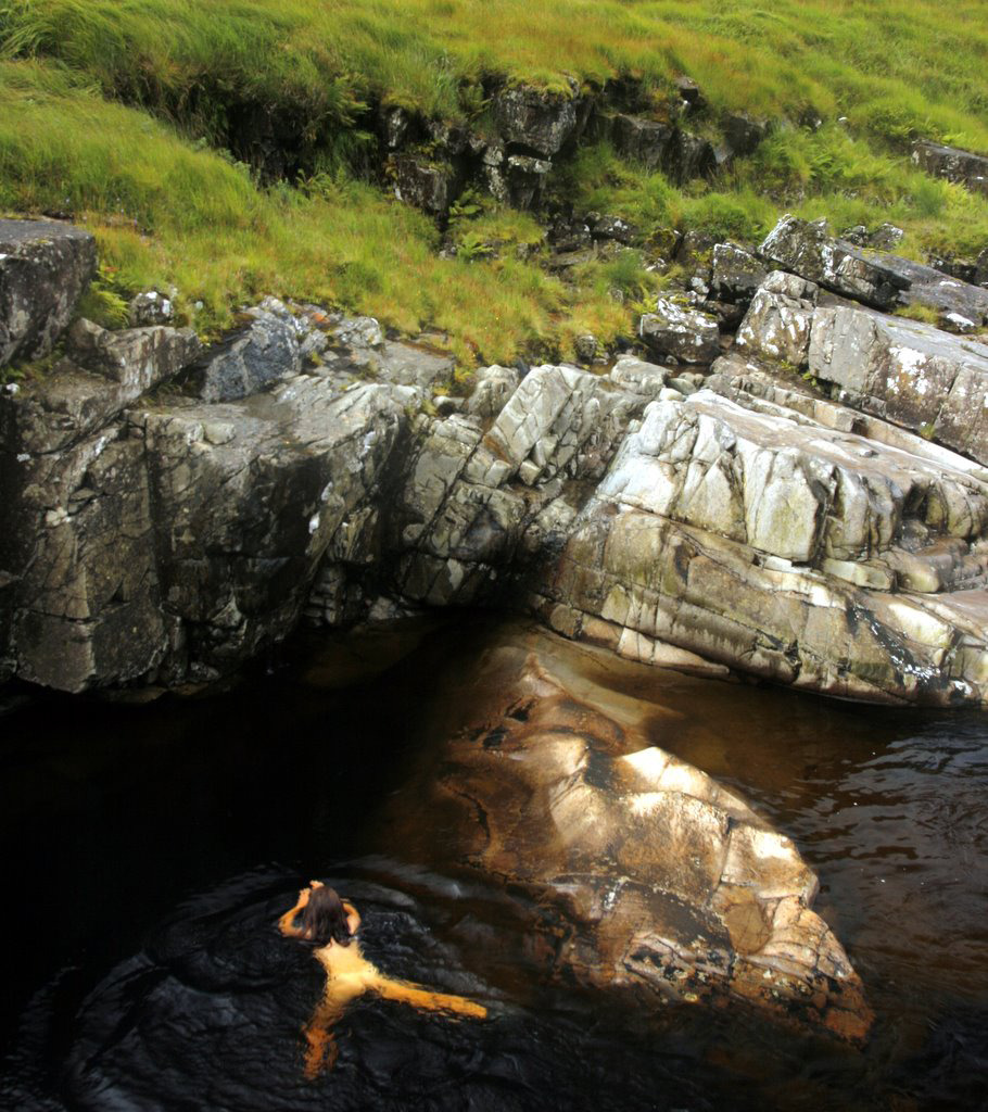 soakingspirit:  soakingspirit: Glen Etive, Glen Coe, HIghlands © Daniel Start  Scotland,