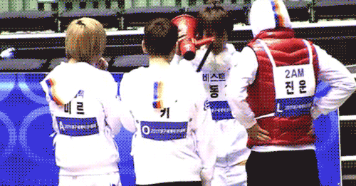 creepyminho:  Key is happy . . :D 