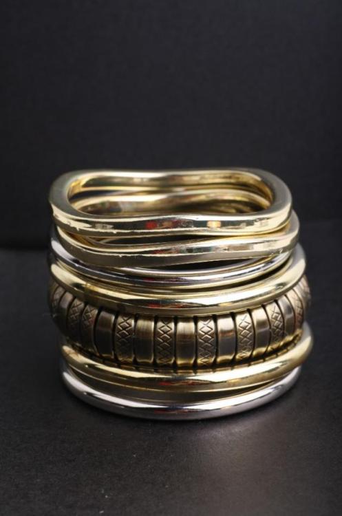 Two-Tone Bangle Set 