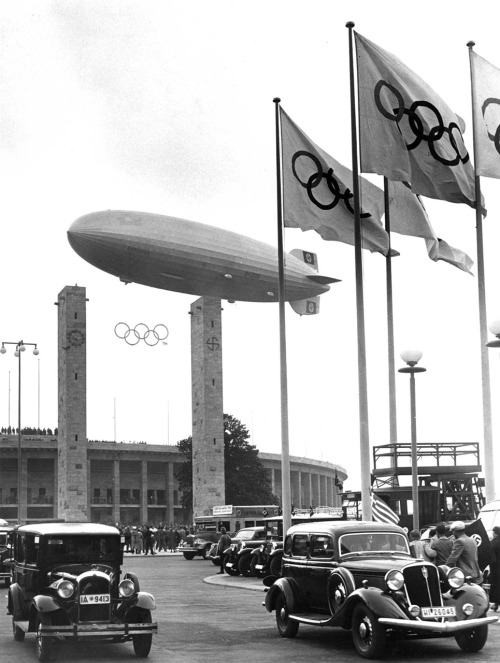 LZ-129 Hindenburg over Olympiastadion, Berlin porn pictures