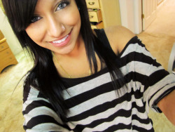 breathingnewoxygen:  shohali:  Liked this one better.  unf.  mmmffffff.