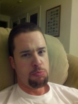 fortheloveofhairy:  sad face  Don&rsquo;t be sad! I wish I could help make you happy!!