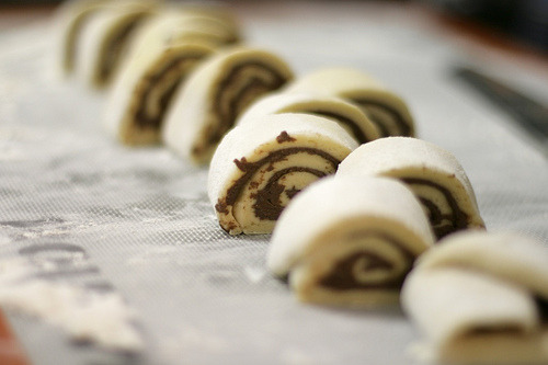 ffoodd:  nutella cinnamon rolls 