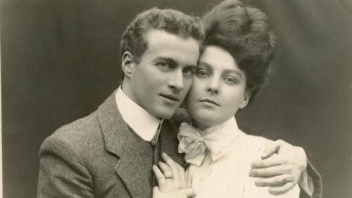 darling-lena:jimmypage:mcqueens:benwhishawisntgay:This is Lionel Logue and some stranger bitch his w