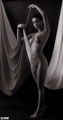 nudecontent:  Sculpture. 