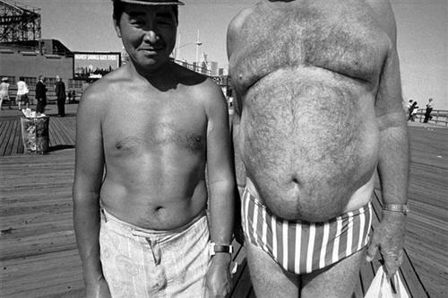 Coney Island, NYC, 1977 - Ph. Bruce Gilden