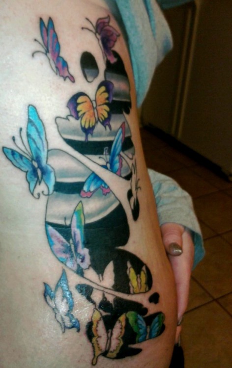 emiiilysays:  My third tattoo! 