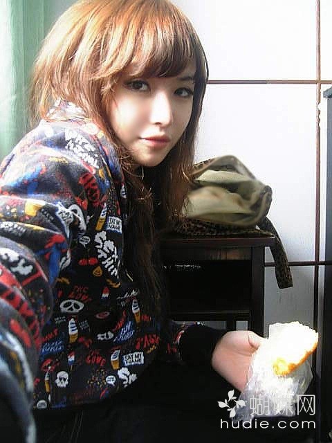 manchi: 混血美人儿的私房照 - 女人 - 画报 - 淘宝