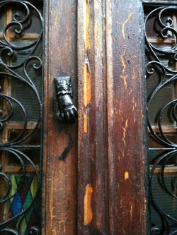 suzyqs:
“ Door and knocker.
”