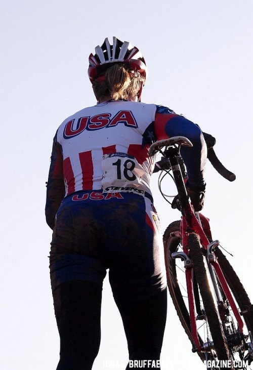 womenscycling: Meredith Miller at the 2011 Cross World Champs via www.cxmagazine.com More photos of