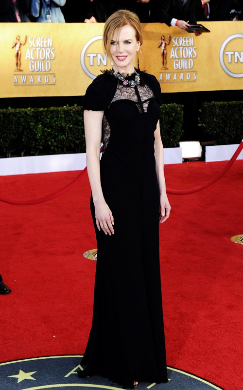 makethemostoftheworld:  Nicole Kidman in Nina Ricci, Screen Actors Guild Awards 2011