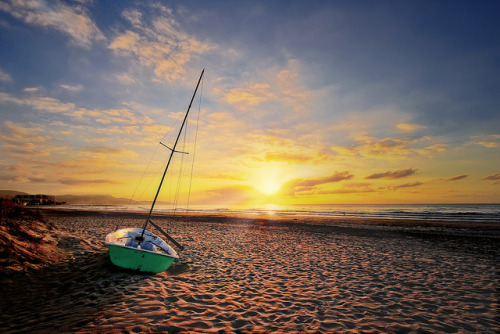 Alba | Serradal Beach, Valencia, Spain© Abariltur