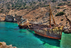 geishazs: The shipwreck from the movie “Le Grand Bleu”/ “The Big Blue” on the island of Amorgos in the Cyclades. 