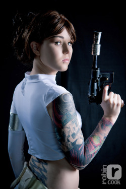 starwarsgonewild:  Very Cute Star Wars Tattooed Padmé By Robin Cook From http://www.flickr.com/photos/badgirliroc/5404563913/ 