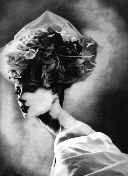 maliciousglamour: Night Bloom, Paris, 1996Photographer: Lillian BassmanModel: Olga PantushenkovaHat 