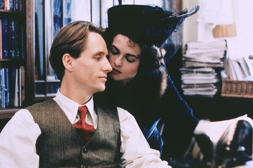 a-harlots-progress: Helena Bonham Carter and Linus Roache - The Wings of The Dove (1997) &lt;3