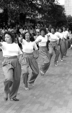 90sdefect:  blackculture:  1980ish - Delta Sigma Theta perform a step show   Reds