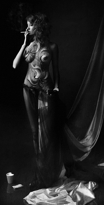paintedgirls:  via noonesnemesis 