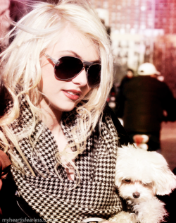 myheartisfearless:  Taylor with her puppy,