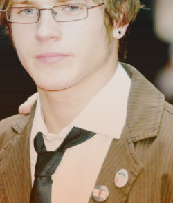 mcflysupercity1:  Dougie is very gorgeous