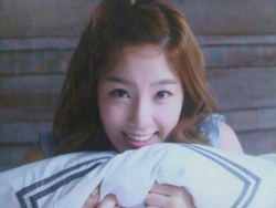 snsdsexualfrustration:  who wanna cuddle with her all day? cuz i know i do. 