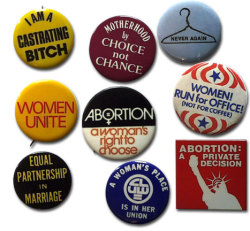 fionafix-it:  vintage feminist buttons from