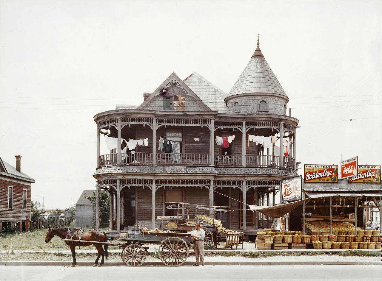 Houston, Texas photo by John Vachon, 1943
