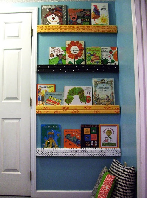 girlcanteach:
“ positivelypersistentteach:
“ workofchildhood:
“ Another cute take on rain-gutter bookshelves…I love these too :) We ADORE our rain-gutter bookshelves!!
”
I have always wanted to do this!
”
Doing this in my bedroom. Post haste.
”