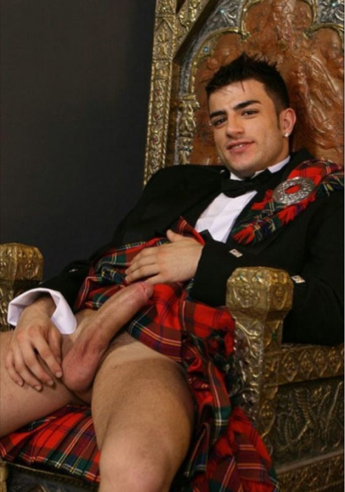 Sex sublimecock:  Make-believe Scotsman with pictures