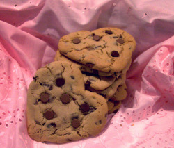 IF SOMEONE WERE TO BRING ME THESE COOKIES!