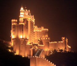 kaebar:  Castle in Dalian, China 