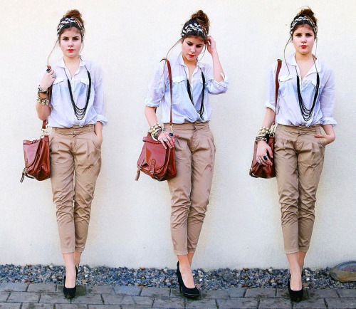 Lookbook.nu: THIS IS THE POINT OF NO RETURN Shirt, bag: H&amp;MHeels: DeichmannChinos: Zara