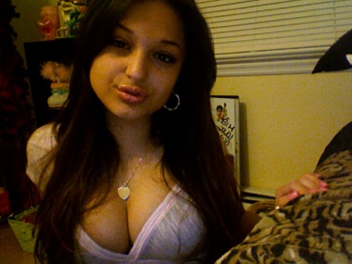 shesoserious:  antoninaobsession:  #me  Lips, adult photos