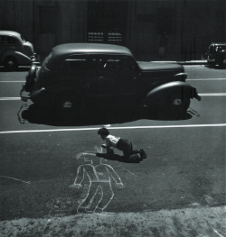 The Artist Lives Dangerously: San Francisco, 1938 photo by John Gutmann