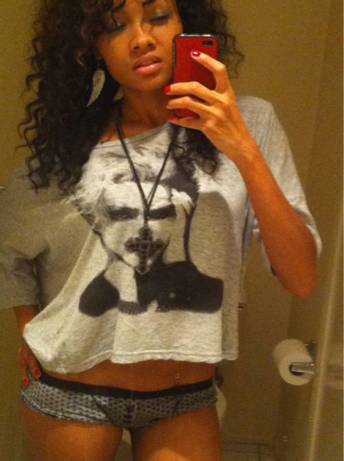 fcknlegit:  damn.  &lt;3