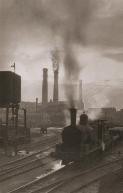 luzfosca:  Harold Cazneaux Pyrmont Marshalling