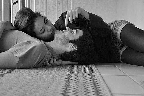 myworldisyouworld:   Você desistiria do que te faz sorrir ? 