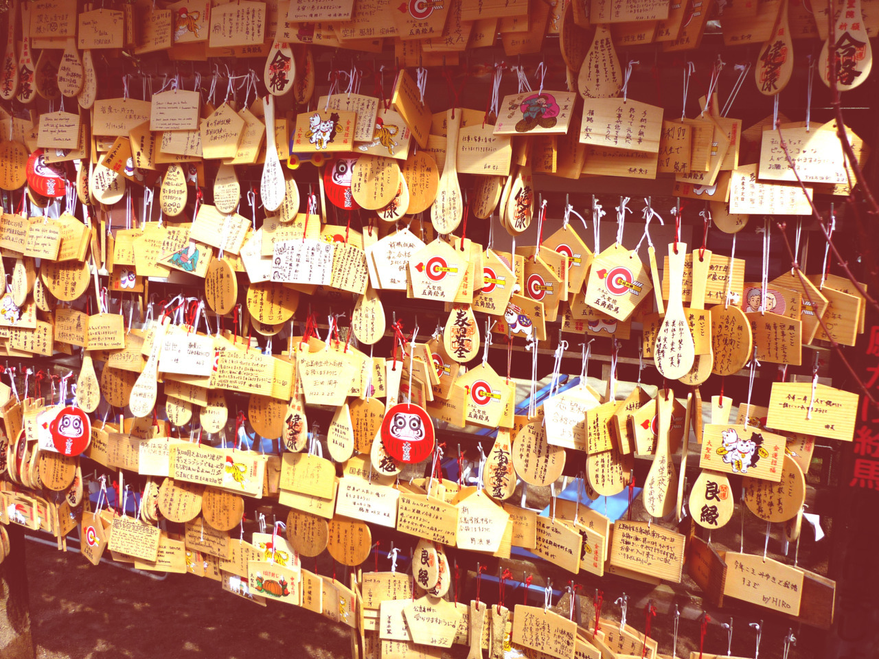 supernippon:
“ 宮島の絵馬
Ema (small wooden plaques) at a Miyajima Shrine
”