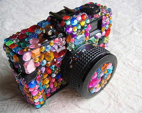 iamanearththing:  April » 2010 » rainbowzombiesatemyunicorn on we heart it / visual bookmark #7221839    Wow! I’d love to do this to my camera