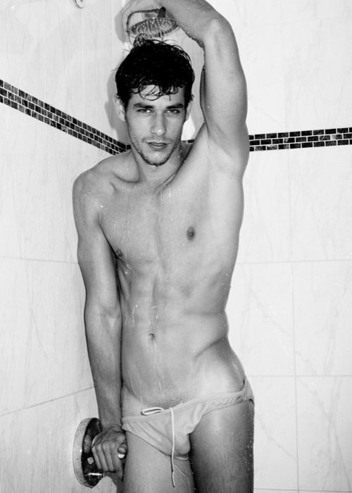 dreambulge:  mansexfashion:   Felipe Martins  http://mansexfashion.tumblr.com/  (via imgTumble)