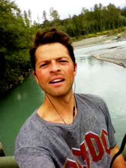 sparrowsarahnade:  Day 16:  A picture of someone who inspires youMisha Collins I’m pretty sure almost everyone who is following me not only knows who this man is, but could give a brief bio on him on the spot, any time, anywhere.  But just in case