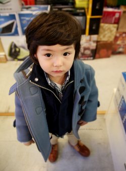 noeeeee:  you look like a little jun pyo :) haha. 