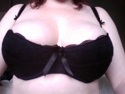 Fuckingpandas:  Rip Favorite Bra. You Will Be Missed.   Nice Big Bra,For Her Big