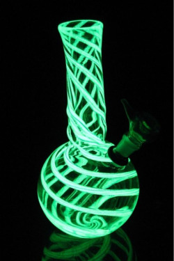 tallemgirl:  shwalter:  glow in the dark